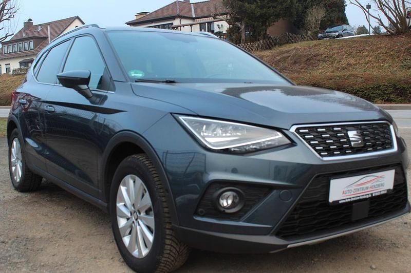 Gebraucht Seat Arona XCELLENCE 90 PS (66 kW) 2021 Grau SUV