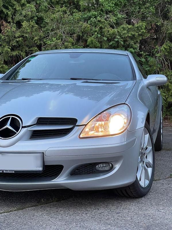 Silber Gebraucht 2005 Mercedes SLK280 Cabrio | 7.500 € (Superpreis) - Bild 1/4