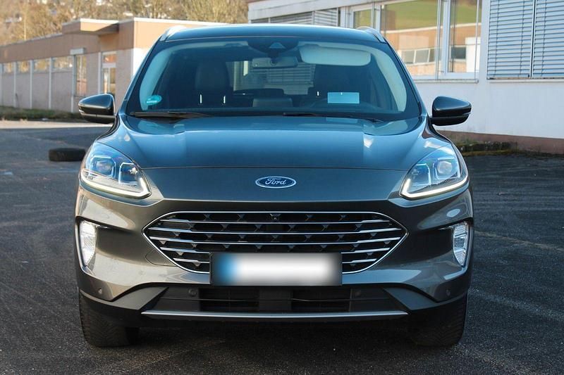 Gebraucht Ford Kuga Titanium X 224 PS (164 kW) 2022 Grau SUV