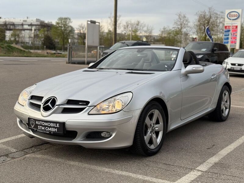 Silber Gebraucht 2005 Mercedes SLK200 Cabrio | 7.900 € (Guter Preis) - Bild 1/4