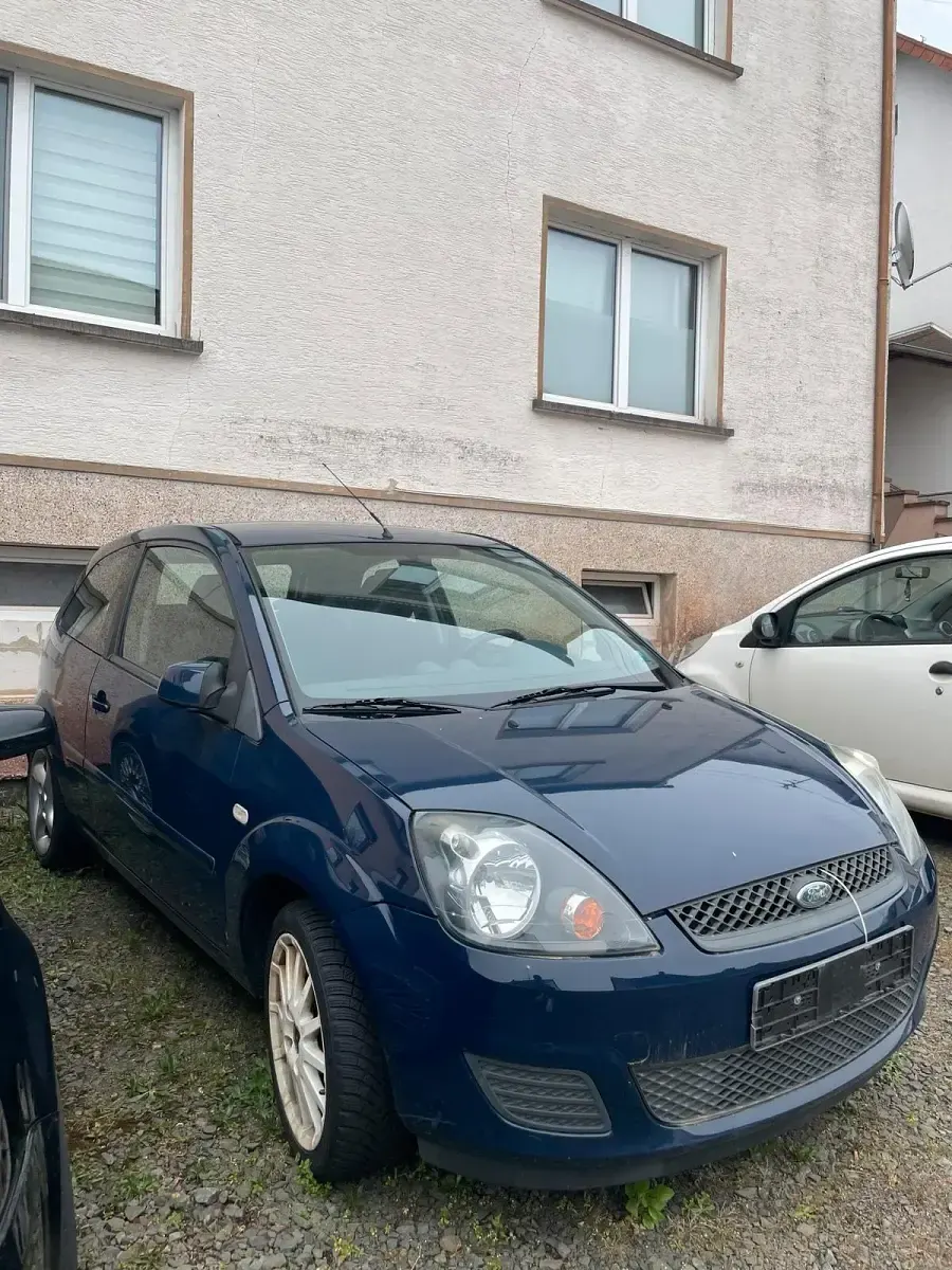 Gebraucht Ford Fiesta 60 PS (44 kW) 2007 Blau Kleinwagen