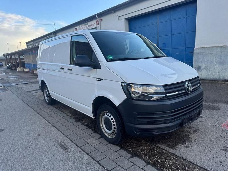 Gebraucht VW Transporter 150 PS (110 kW) 2019 Weiß Van
