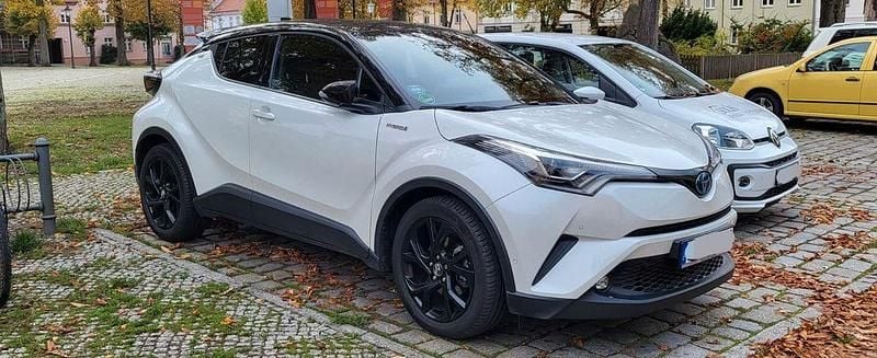 Weiß Gebraucht 2019 Toyota C-HR SUV | 16.500 € (Fairer Preis) - Bild 1/1