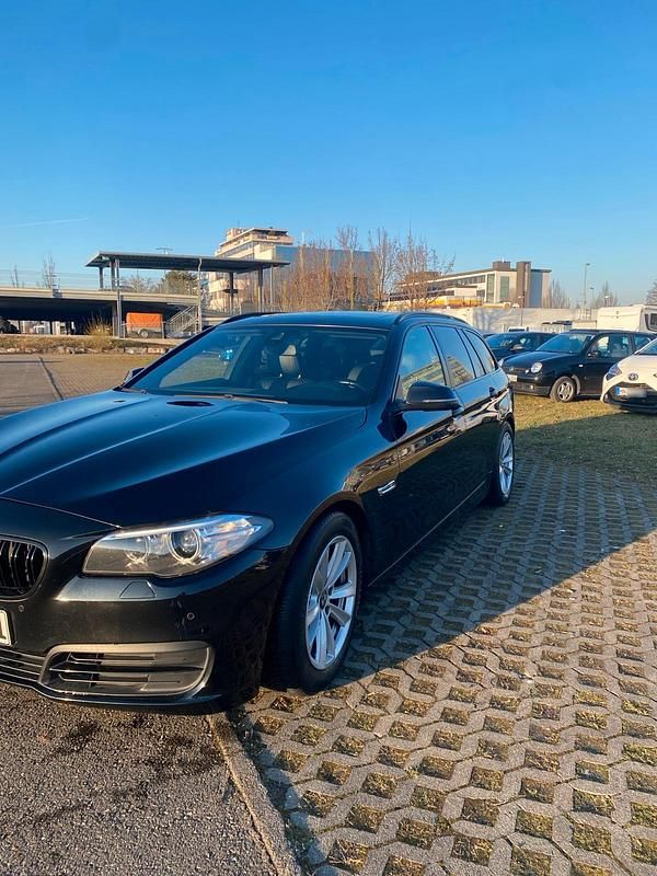 Second-hand BMW 525 218 CP (160 kW) 2013 Negru Break