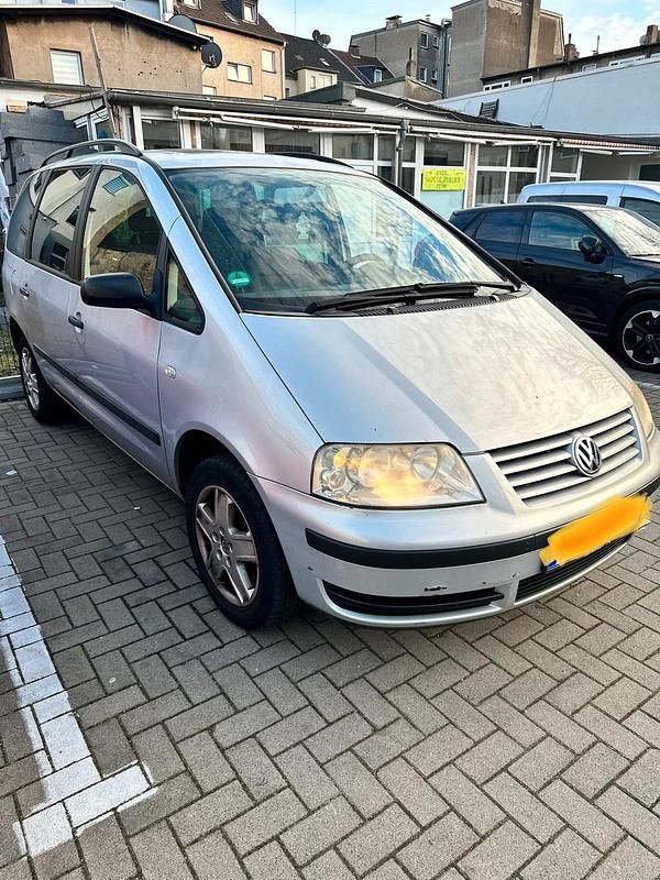 Gebraucht VW Sharan 131 PS (96 kW) 2003 Silber Van / Kleinbus