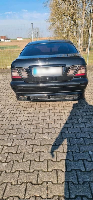 Gebraucht Mercedes CLK230 193 PS (141 kW) 1999 Schwarz Coupé