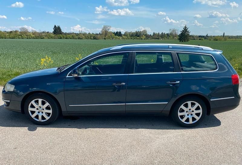Gebraucht VW Passat 150 PS (110 kW) 2006 Blau Kombi