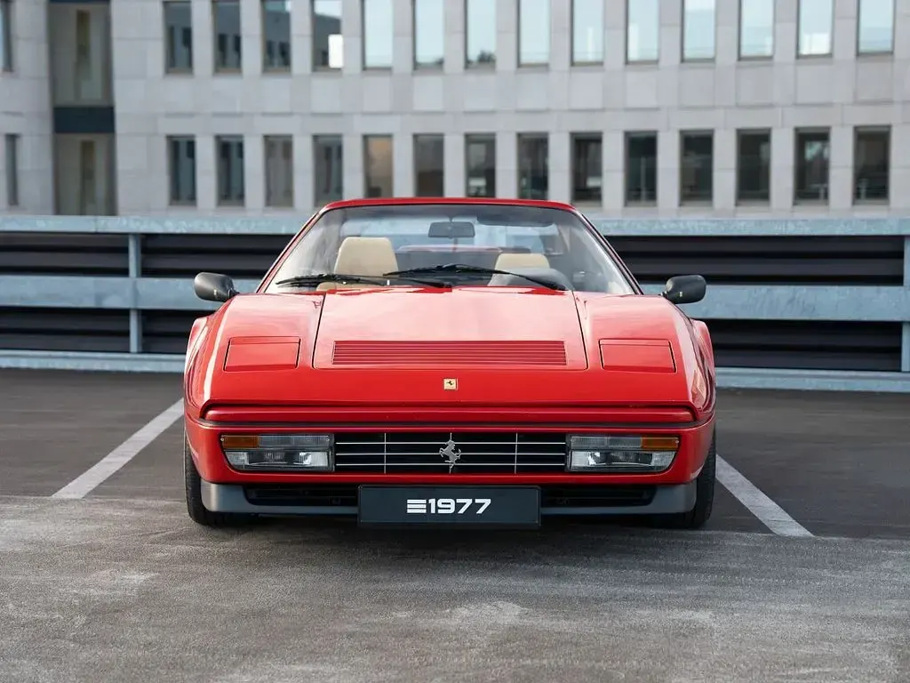 Second-hand Ferrari 328 256 CP (188 kW) 1988 Roșu Cabrio