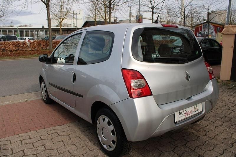 Gebraucht Renault Twingo Authentique 58 PS (42 kW) 2010 Silber Kleinwagen