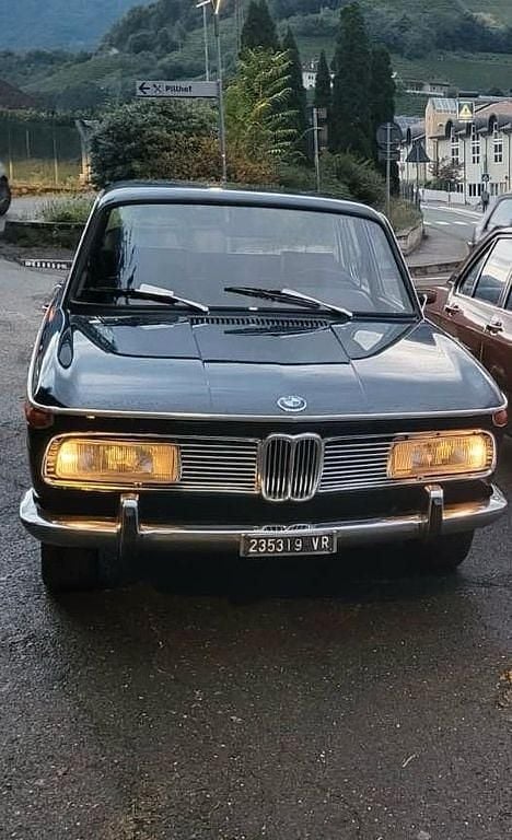 Gebraucht BMW 2000 101 PS (74 kW) 1969 Blau Limousine