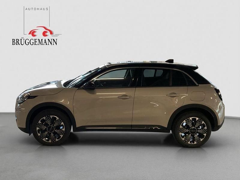 Gebraucht Fiat 600 La Prima 145 PS (106 kW) 2026 Beige SUV