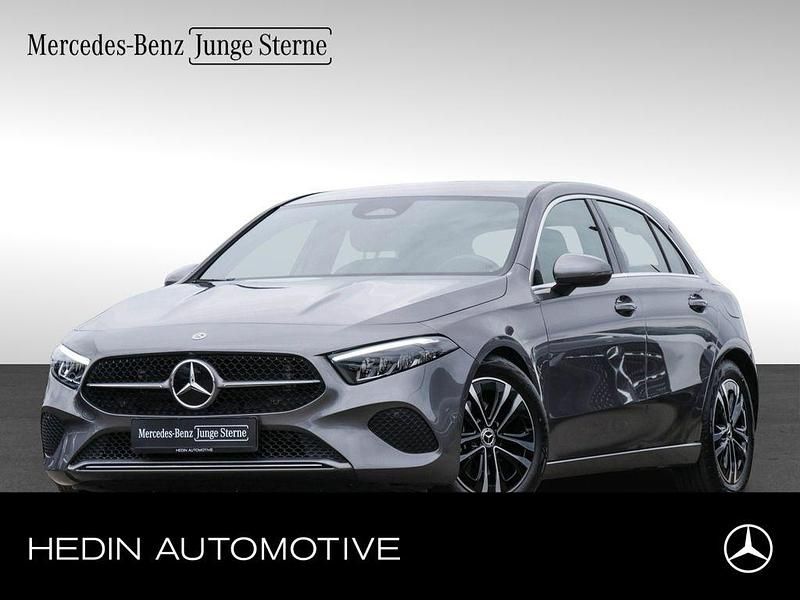 Gebraucht Mercedes A180 Progressive 136 PS (100 kW) 2024 Grau Limousine
