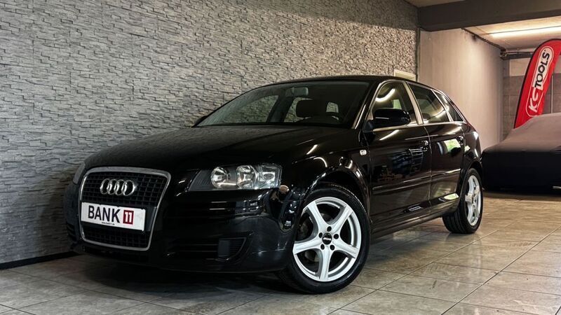 Schwarz Gebraucht 2007 Audi A3 Attraction Limousine | 5.799 € (Etwas zu teuer) - Bild 1/4
