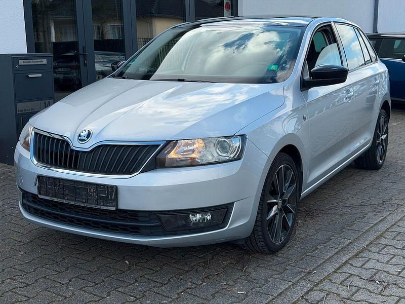 Gebraucht Skoda Rapid Style 105 PS (77 kW) 2015 Silber Kleinwagen
