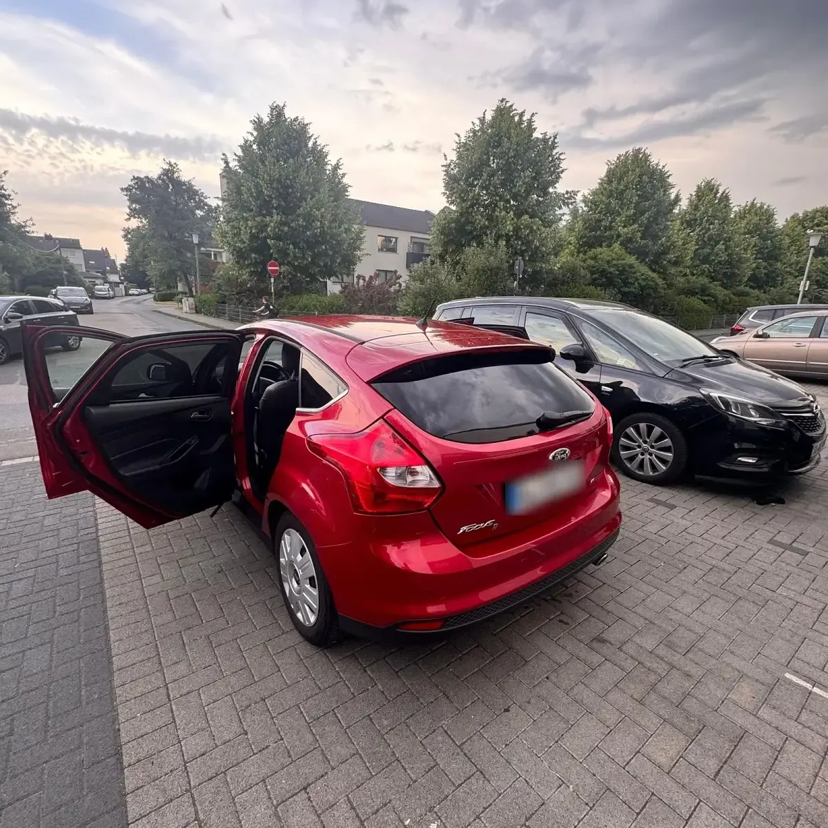 Gebraucht Ford Focus 150 PS (110 kW) 2011 Rot Kombi