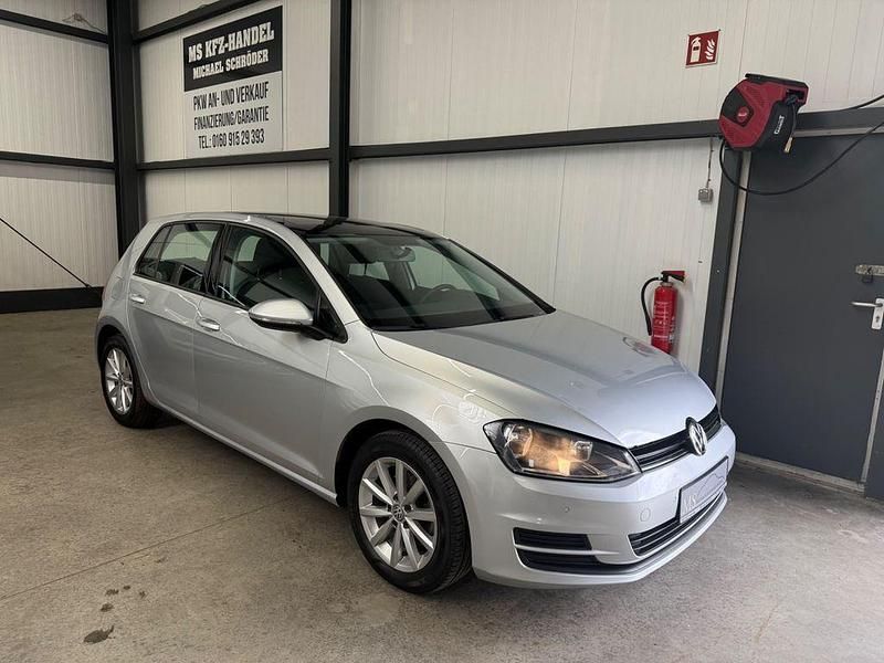 Silber Gebraucht 2013 VW Golf VII Limousine | 9.985 € (Fairer Preis) - Bild 1/4