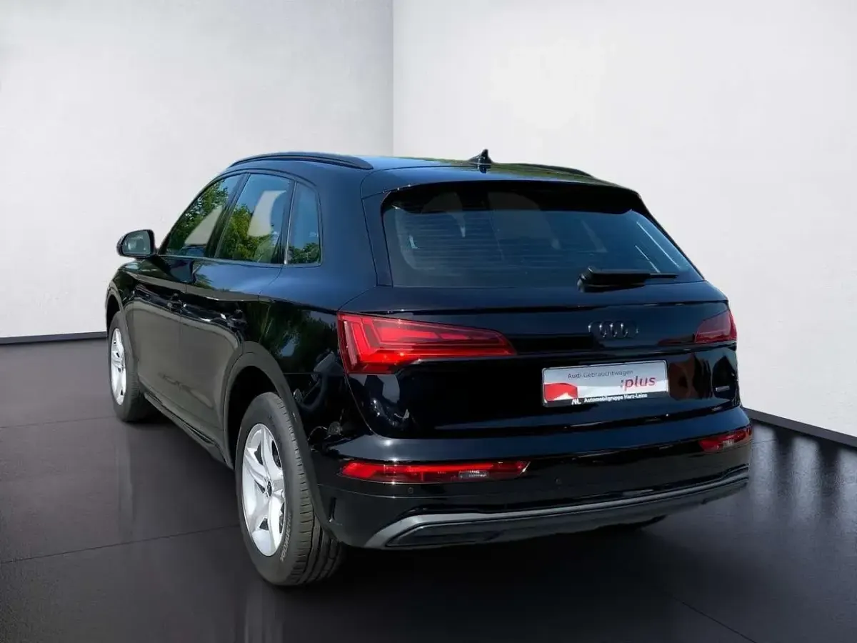 Gebraucht Audi Q5 Advanced Plus 204 PS (150 kW) 2023 Brillantschwarz SUV