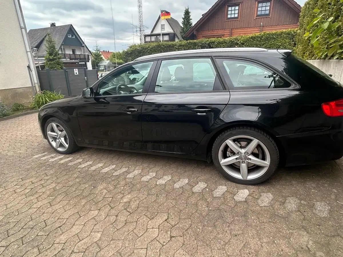 Gebraucht Audi A4 S-Line 160 PS (117 kW) 2009 Schwarz Kombi