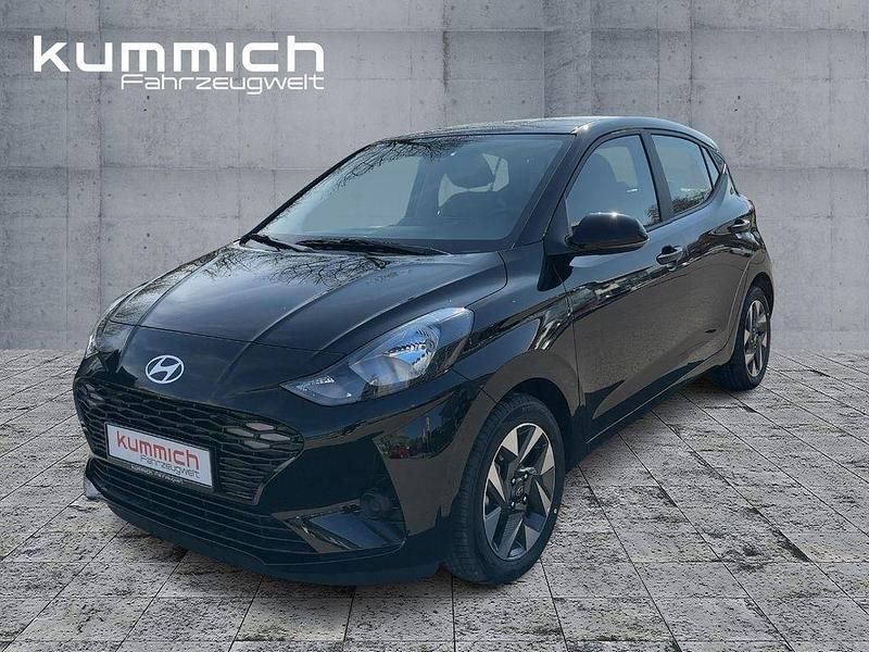 Schwarz Neu 2025 Hyundai i10 Trend Kleinwagen | 18.660 € (Etwas zu teuer) - Bild 1/4