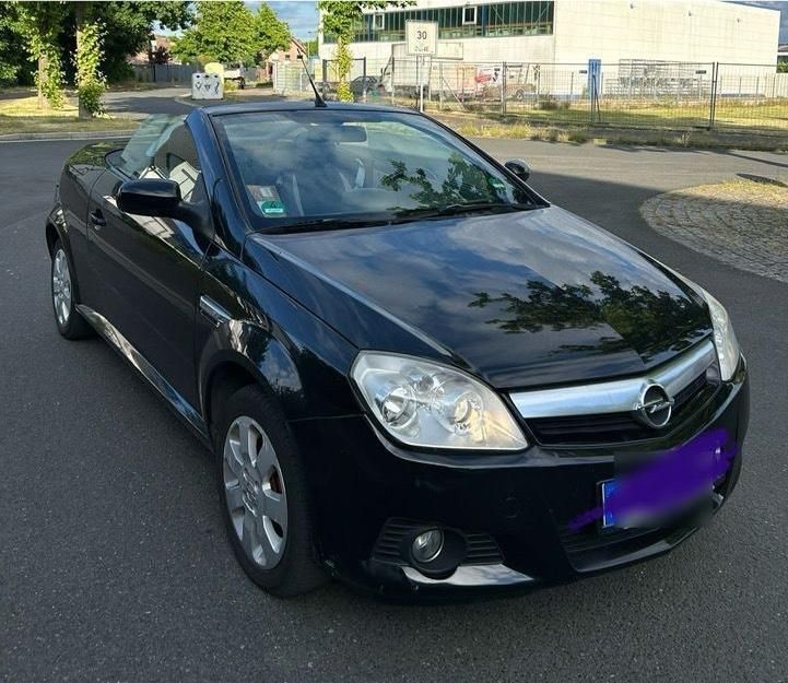 Gebraucht 2010 Opel Tigra Cabrio | 3.500 € (Etwas zu teuer) - Bild 1/4