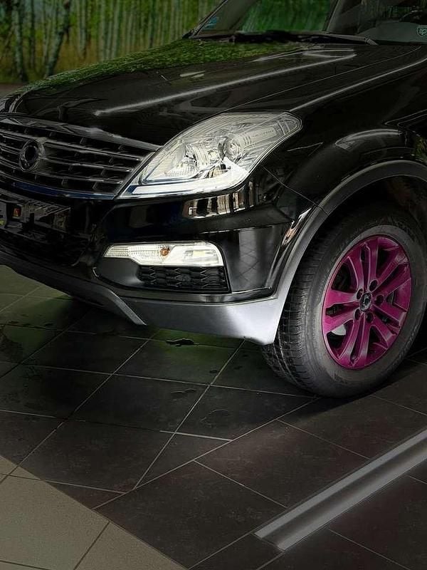 Usata SsangYong Rexton 179 CV (131 kW) 2013 Nero SUV