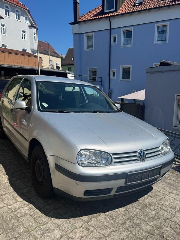 Silber Gebraucht 2002 VW Golf IV Basis Kombi | 1.000 € - Bild 1/4