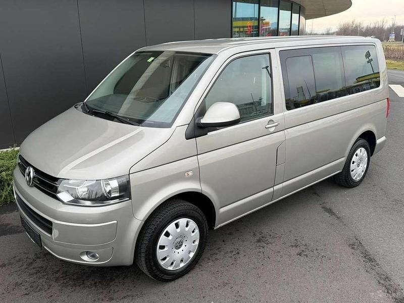 Gebraucht VW T5 Edition 114 PS (83 kW) 2014 Beige Van