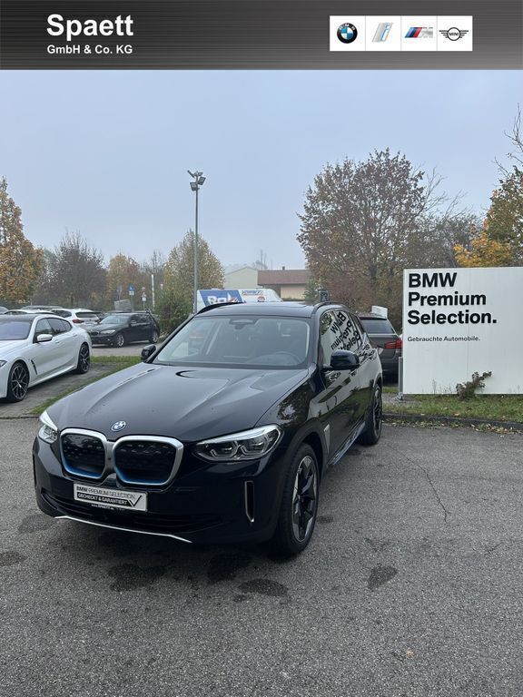 M carbonschwarz Gebraucht 2021 BMW iX3 Performance SUV | 36.485 € (Etwas zu teuer) - Bild 1/4