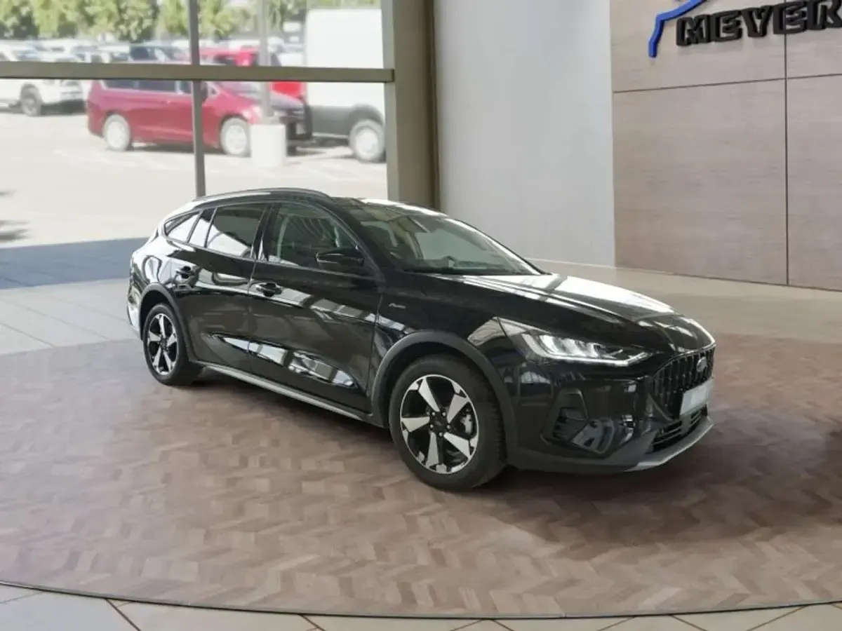 Nuova Ford Focus Active X 155 CV (114 kW) 2025 Nero Station wagon