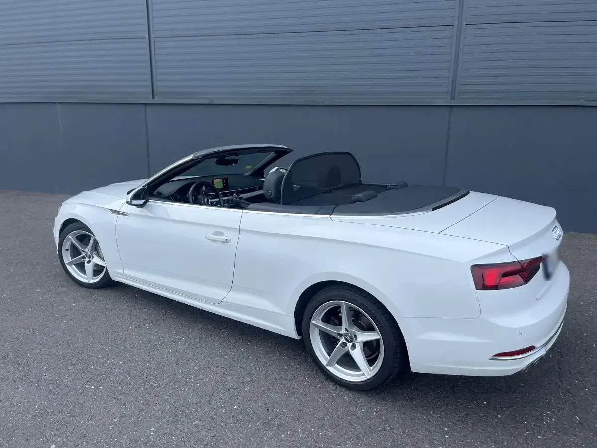 Gebraucht Audi A5 Cabriolet Sport 204 PS (150 kW) 2019 Weiß Cabrio
