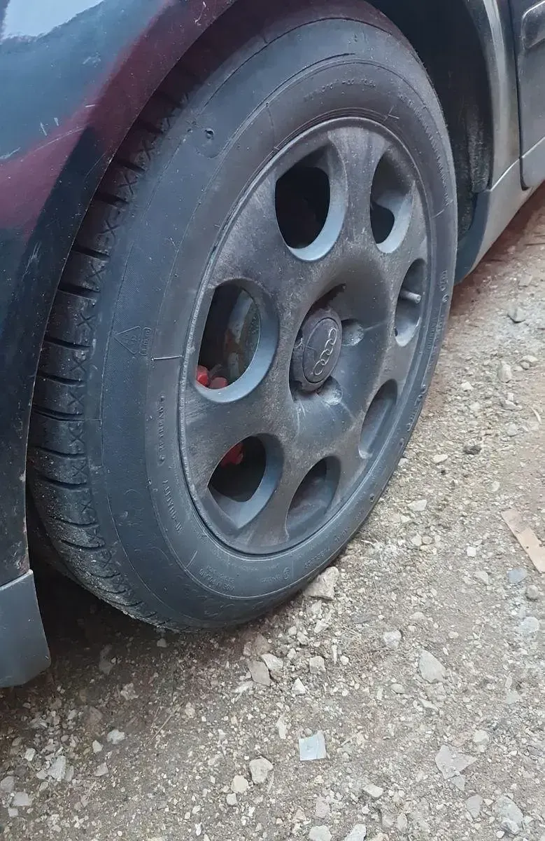 Usado Audi A4 Performance 220 HP (161 kW) 2003 Preto Carrinha