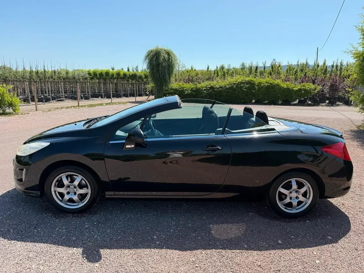 Gebraucht Peugeot 308 CC 156 PS (114 kW) 2010 Schwarz Cabrio