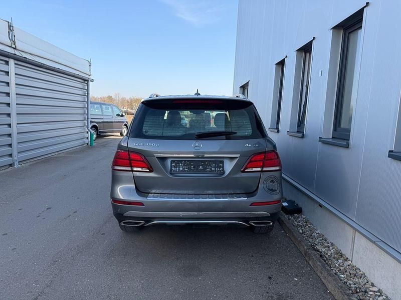 Gebraucht Mercedes GLE350 258 PS (189 kW) 2017 Grau SUV