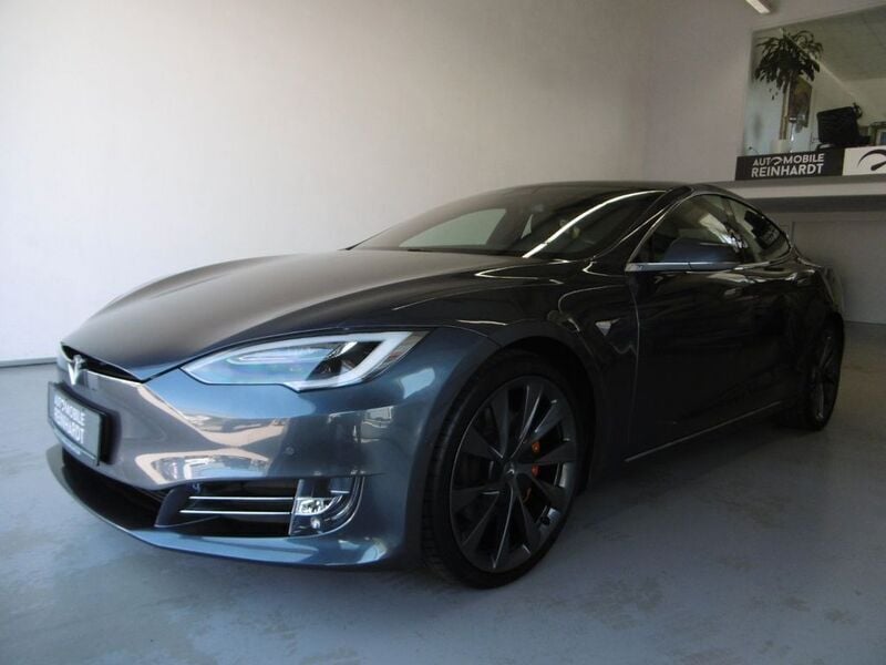 Grau Gebraucht 2020 Tesla Model S Performance Limousine | 41.455 € (Superpreis) - Bild 1/4
