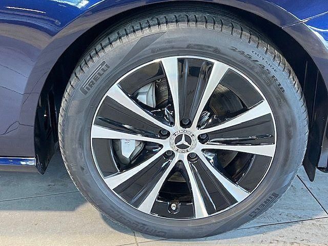 Gebraucht Mercedes E300 Avantgarde 194 PS (142 kW) 2021 Blau Limousine