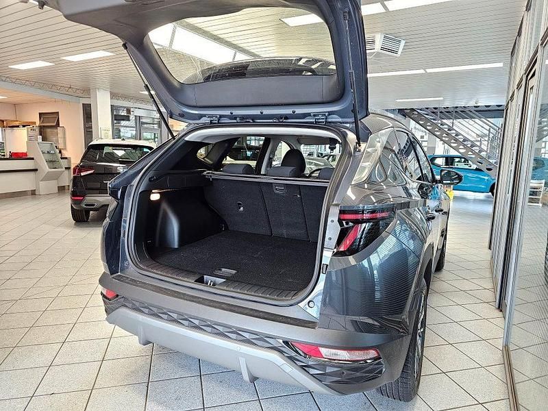 Gebraucht Hyundai Tucson 179 PS (131 kW) 2023 Darkknightmet. SUV
