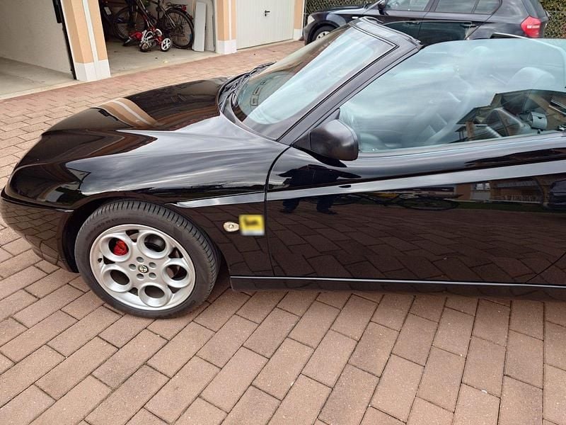 Gebraucht Alfa Romeo Spider 155 PS (114 kW) 1999 Schwarz Cabrio
