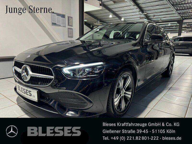 Unilack schwarz Gebraucht 2022 Mercedes C200 Avantgarde Kombi | 28.950 € (Fairer Preis) - Bild 1/4