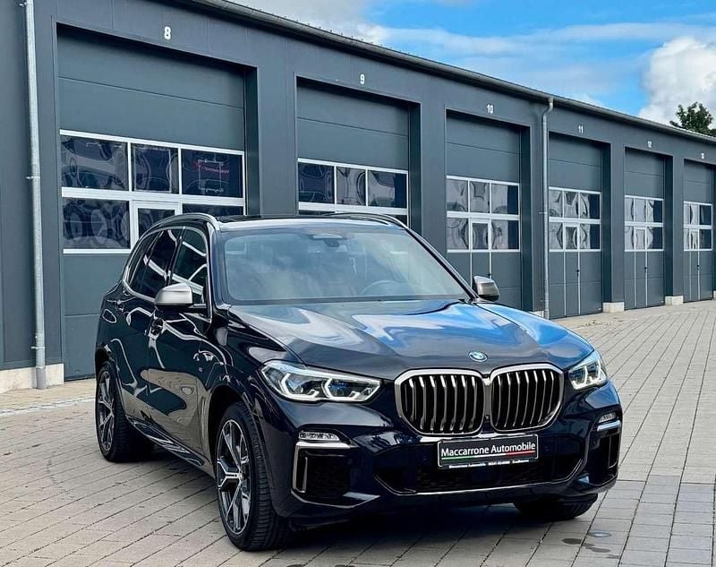 Carbonschwarz metallic Gebraucht 2020 BMW X5 M SUV | 53.900 € (Fairer Preis) - Bild 1/4