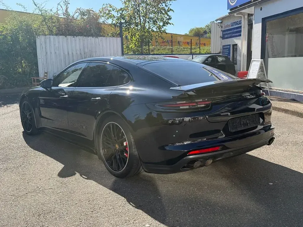Gebraucht Porsche Panamera Turbo 549 PS (403 kW) 2019 Schwarz Kleinwagen