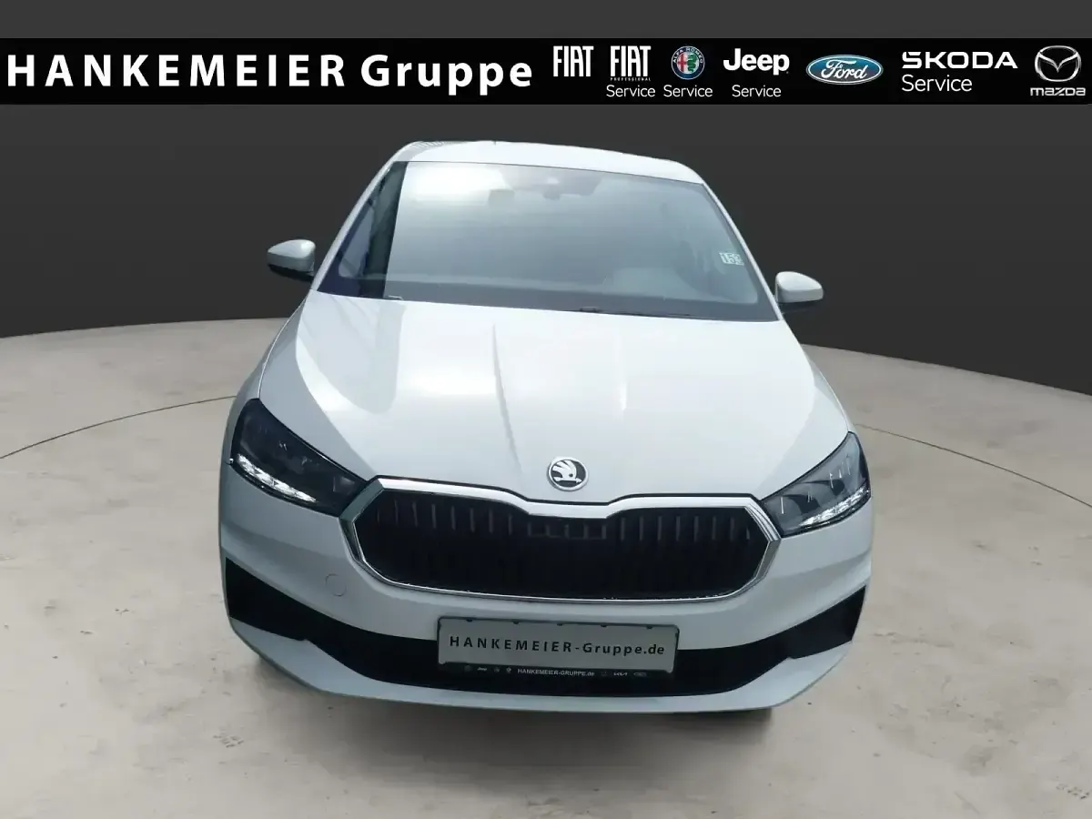 Gebraucht Skoda Fabia Active 48 PS (35 kW) 2023 Weiß Kleinwagen