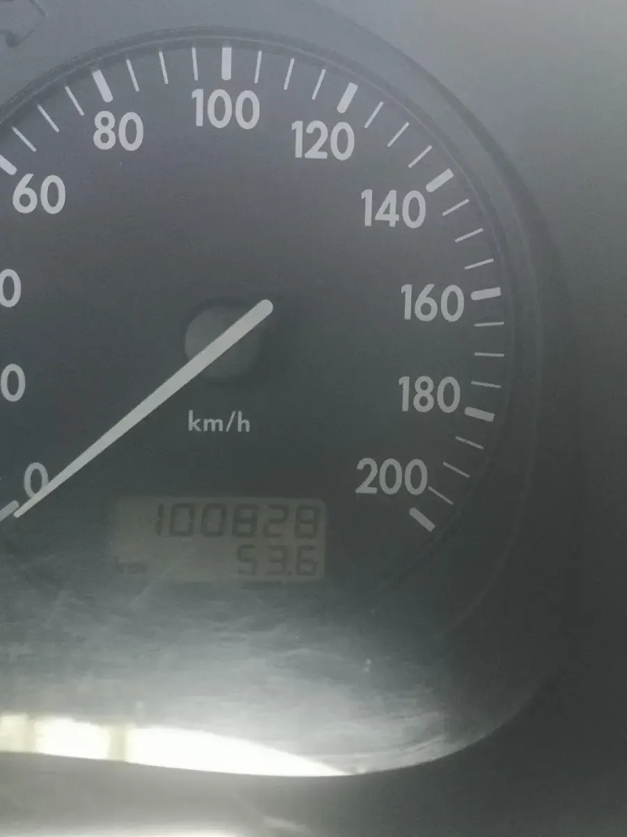Gebraucht VW Polo 50 PS (36 kW) 1998 Schwarz Kleinwagen