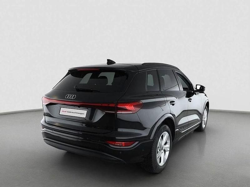 Gebraucht Audi Q6 e-tron Sport 185 kW (252 PS) 2025 Schwarz SUV