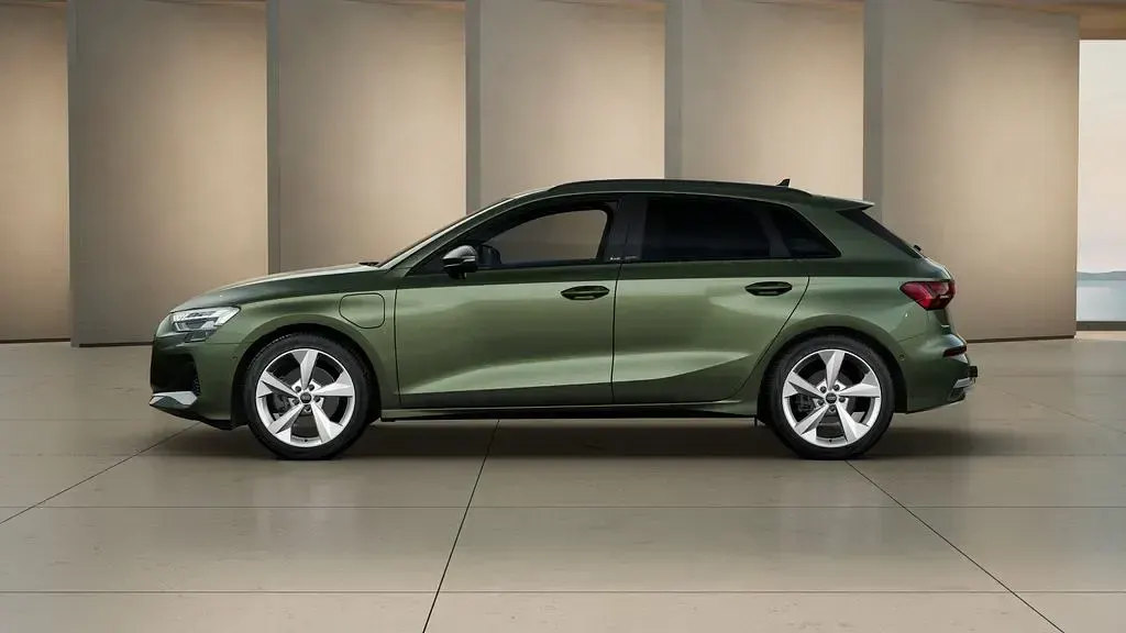 Usata Audi A3 Advanced 204 CV (150 kW) 2025 Verde Berlina
