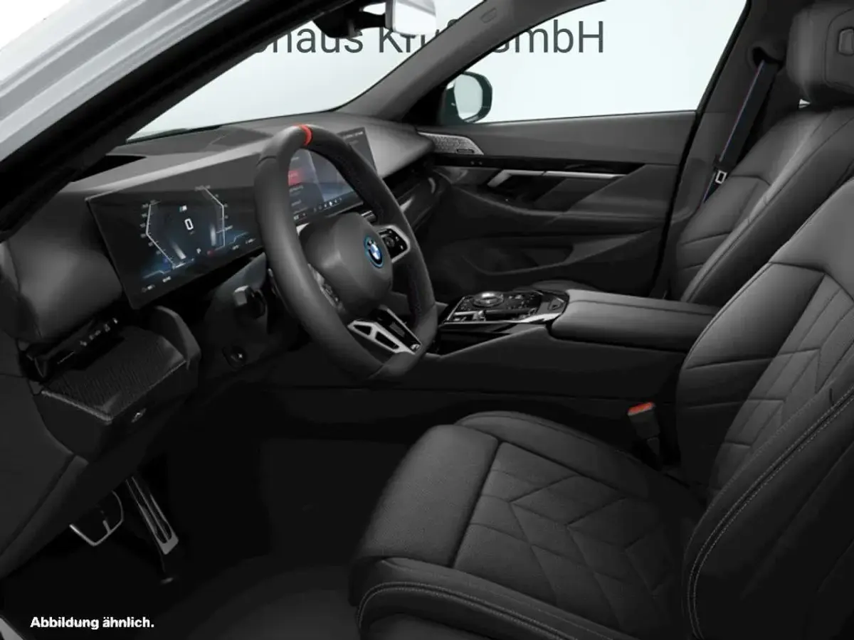 Gebraucht BMW i5 M Sport 442 kW (601 PS) 2025 Brooklyn grau Kombi