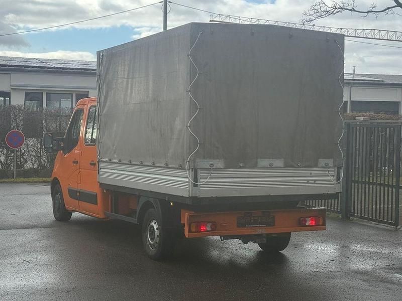 Gebraucht Opel Movano 125 PS (91 kW) 2011 Orange Van / Kleinbus