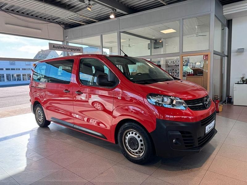 Gebraucht Opel Vivaro 144 PS (105 kW) 2021 Rot Van / Kleinbus