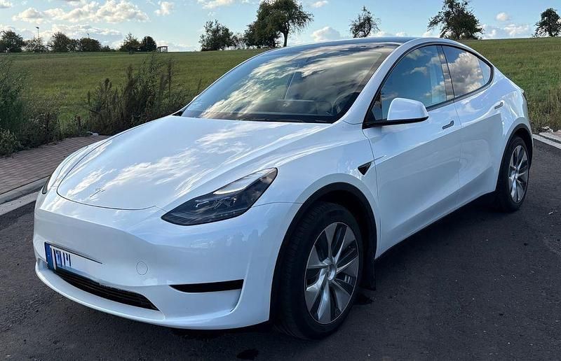 Gebraucht 2023 Tesla Model Y RWD 256 PS SUV – 63579 Hessen ...