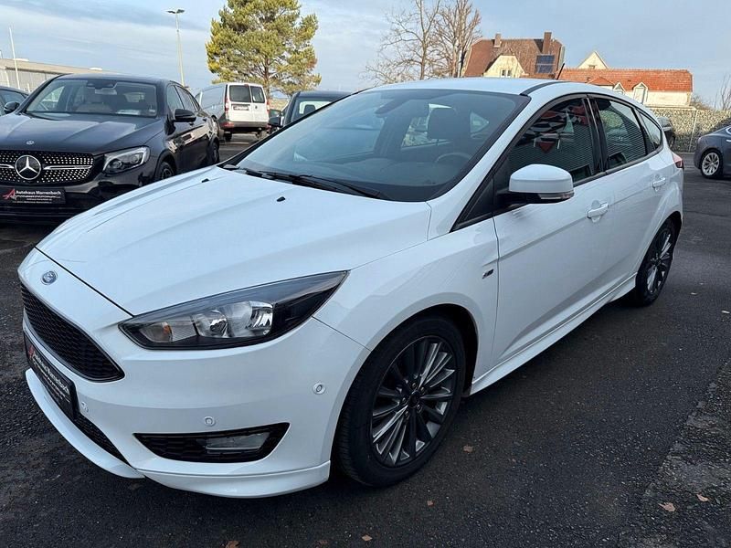 Gebraucht Ford Focus ST-Line 150 PS (110 kW) 2017 Weiß Limousine
