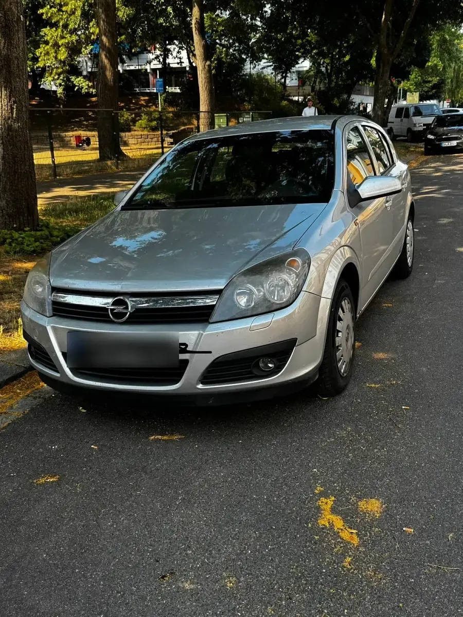 Gebraucht Opel Astra 120 PS (88 kW) 2006 Silber Limousine